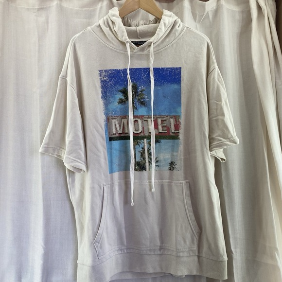 No Boundaries Men's Ivory Short‎ Sleeve Hoodie Size XL (46-48) Motel Image - Picture 1 of 7